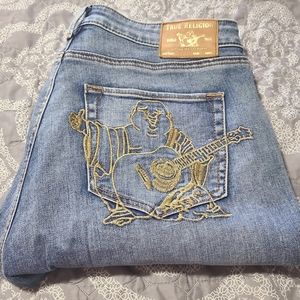 Rare! True Religion Jennie Mid Rise Curvy Skinny. Size 32. Buddha on Butt